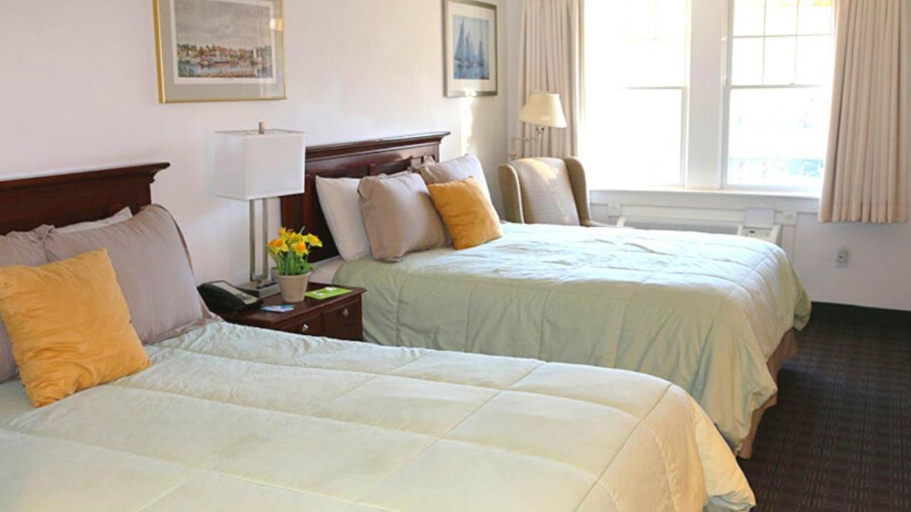 | Camden Riverhouse Hotel and Inn