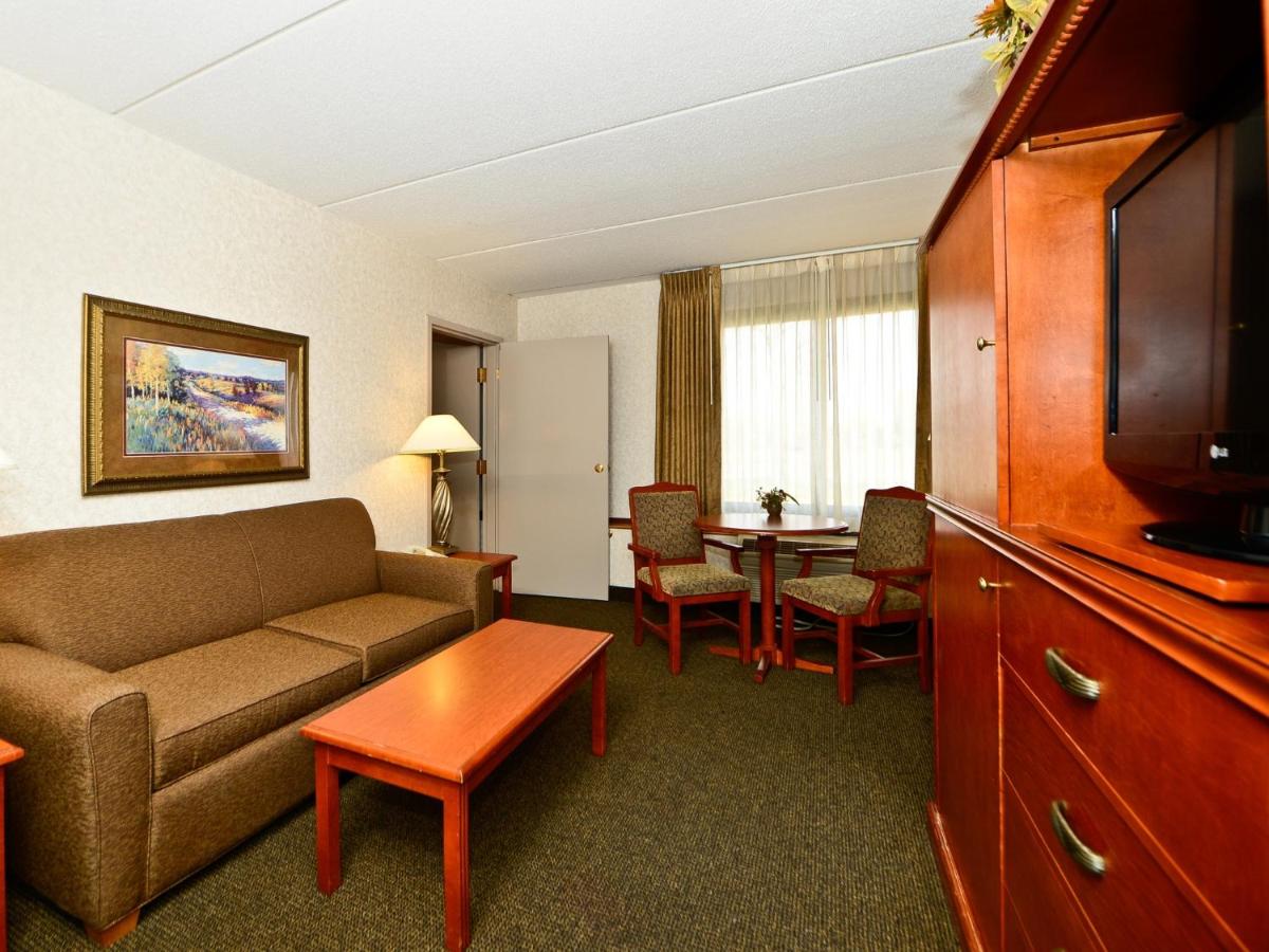 Two-Bedroom King Suite at Ramada Hotel & Conference Center by Wyndham Plymouth