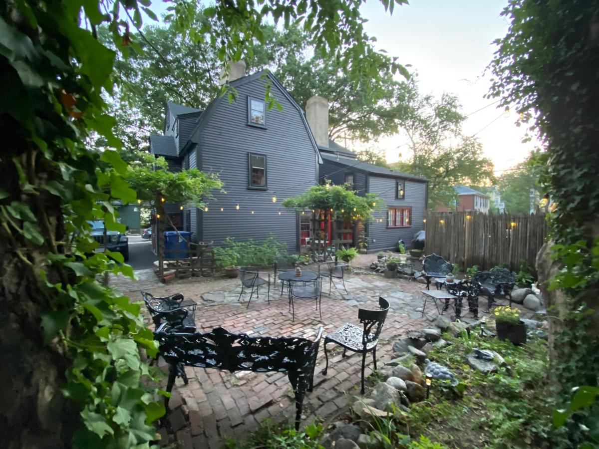  | The Daniels House Bed and Breakfast