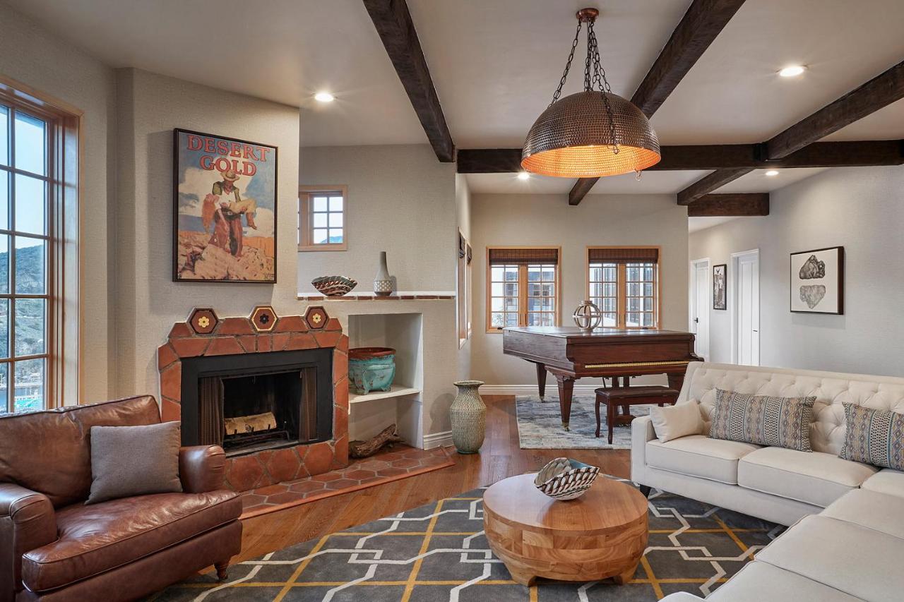Three-Bedroom Penthouse at Zane Grey Pueblo Hotel
