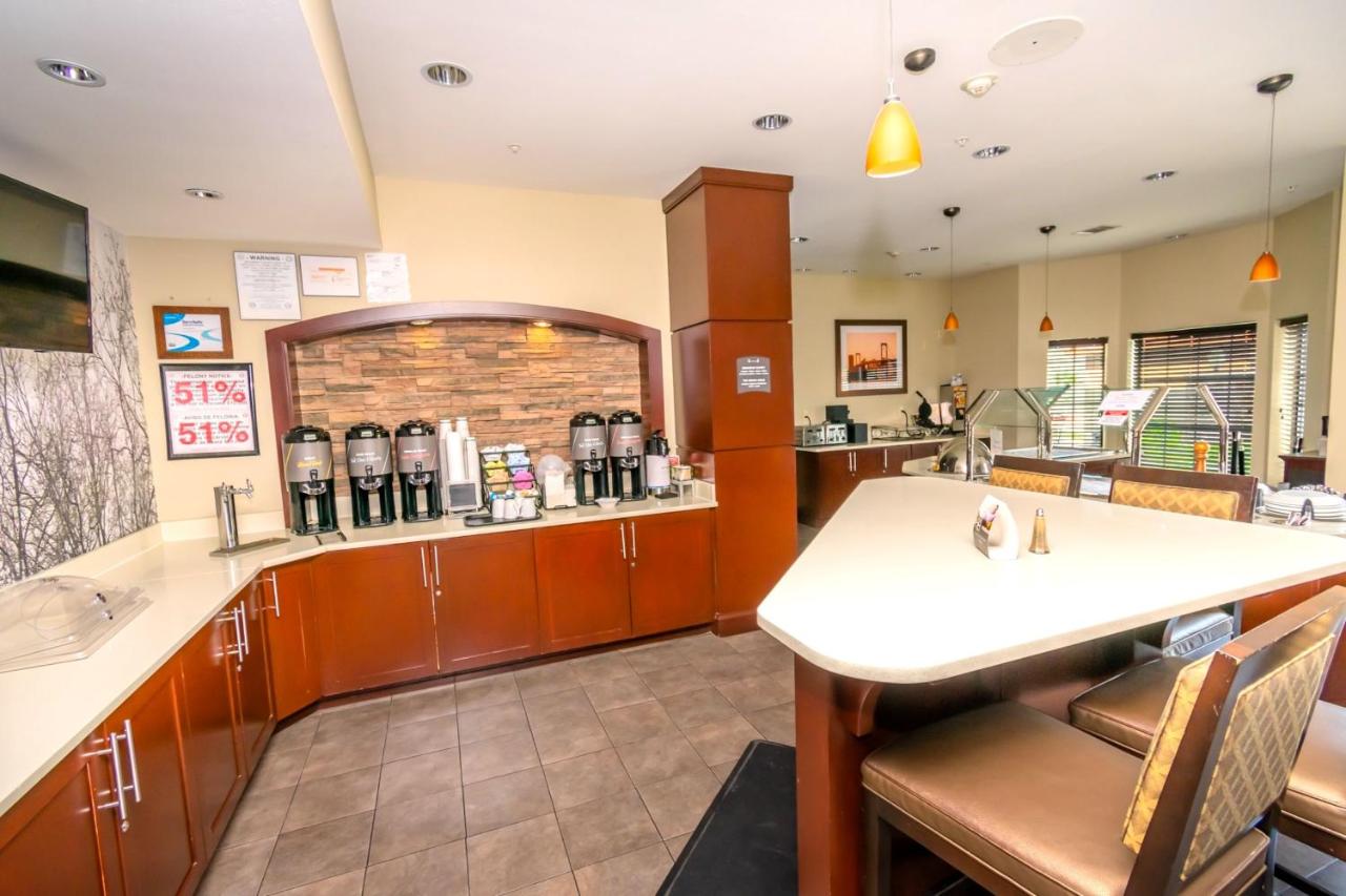  | Staybridge Suites Houston - IAH Airport, an IHG Hotel
