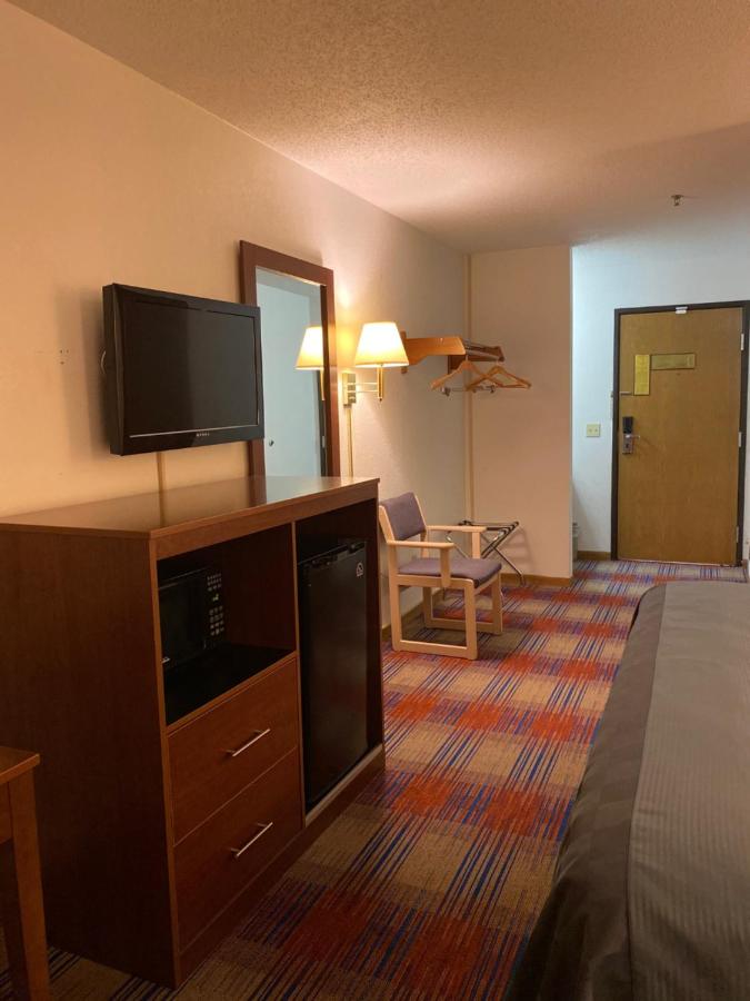 King Room - Non-Smoking at Americas Best Value Inn Champaign
