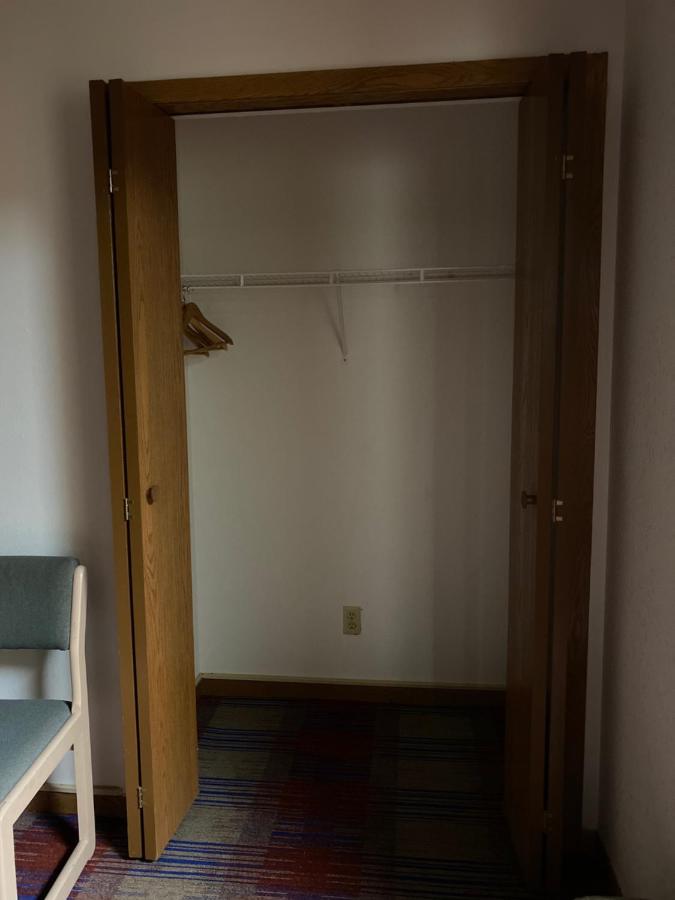 King Suite with Spa Bath - Non-Smoking at Americas Best Value Inn Champaign