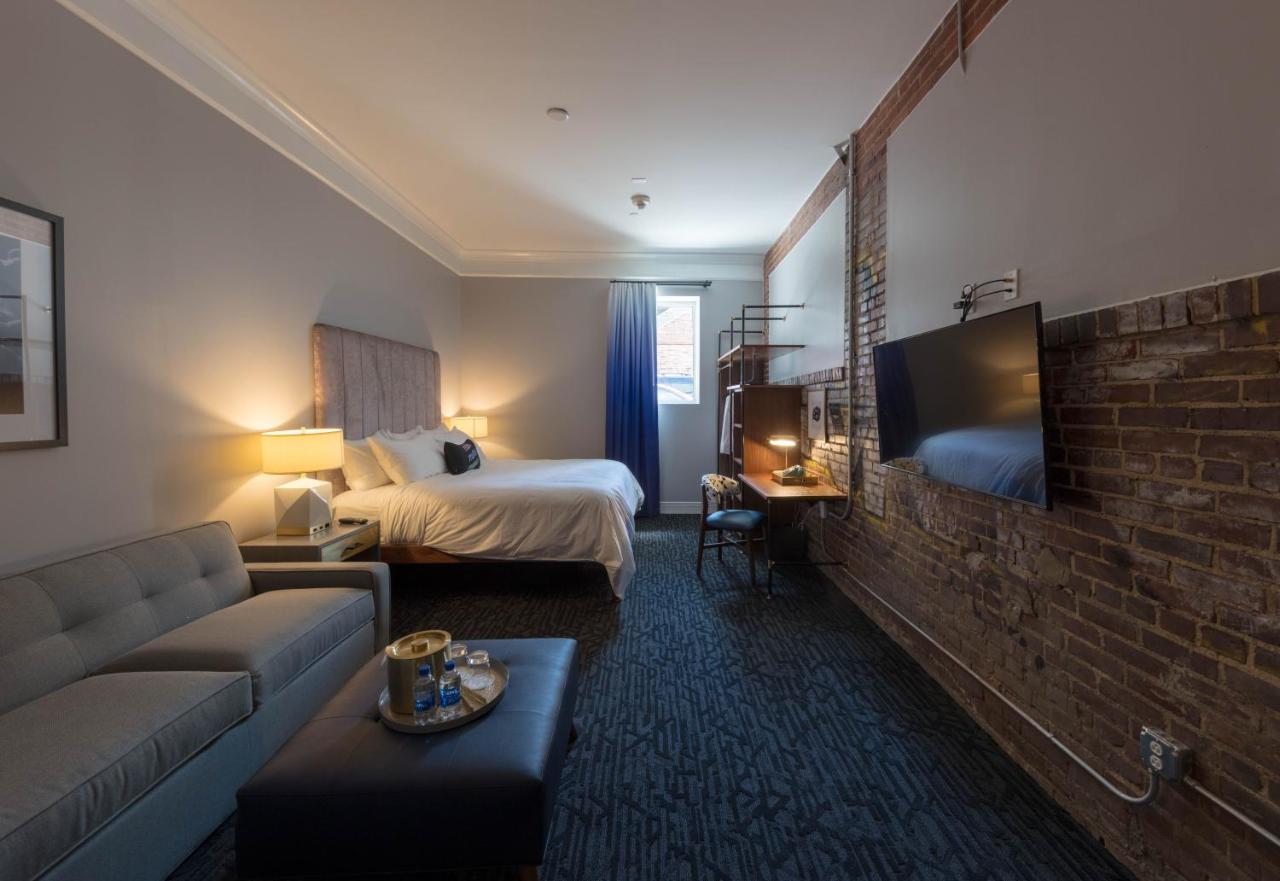 King Suite at Hotel Trundle
