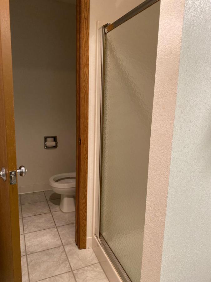 King Suite with Spa Bath - Non-Smoking at Americas Best Value Inn Champaign
