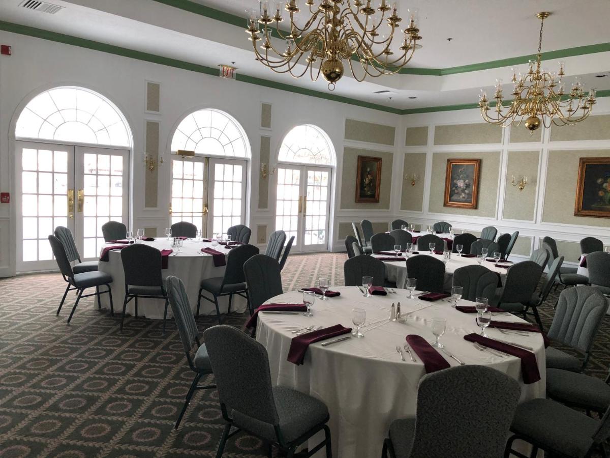 | Phoenix Inn Resort