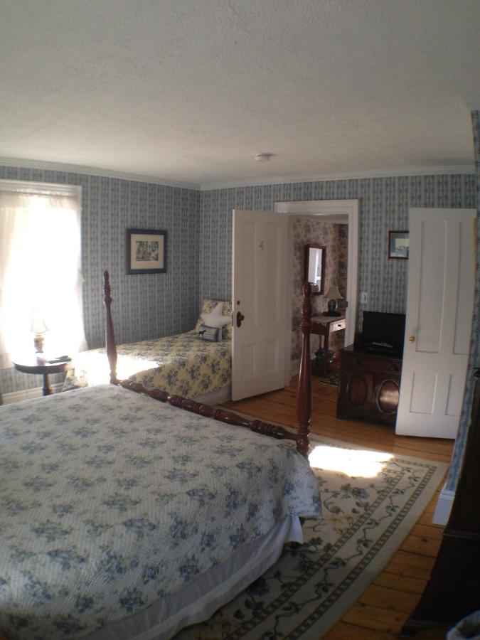 | Lantana House
