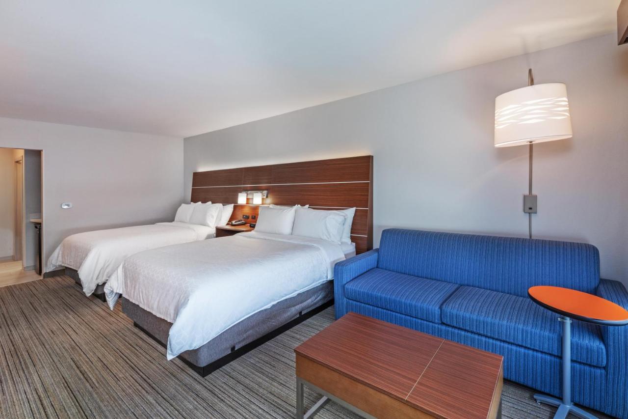 Suite with Two Beds - Non-Smoking at Holiday Inn Express & Suites Parsons, an IHG Hotel
