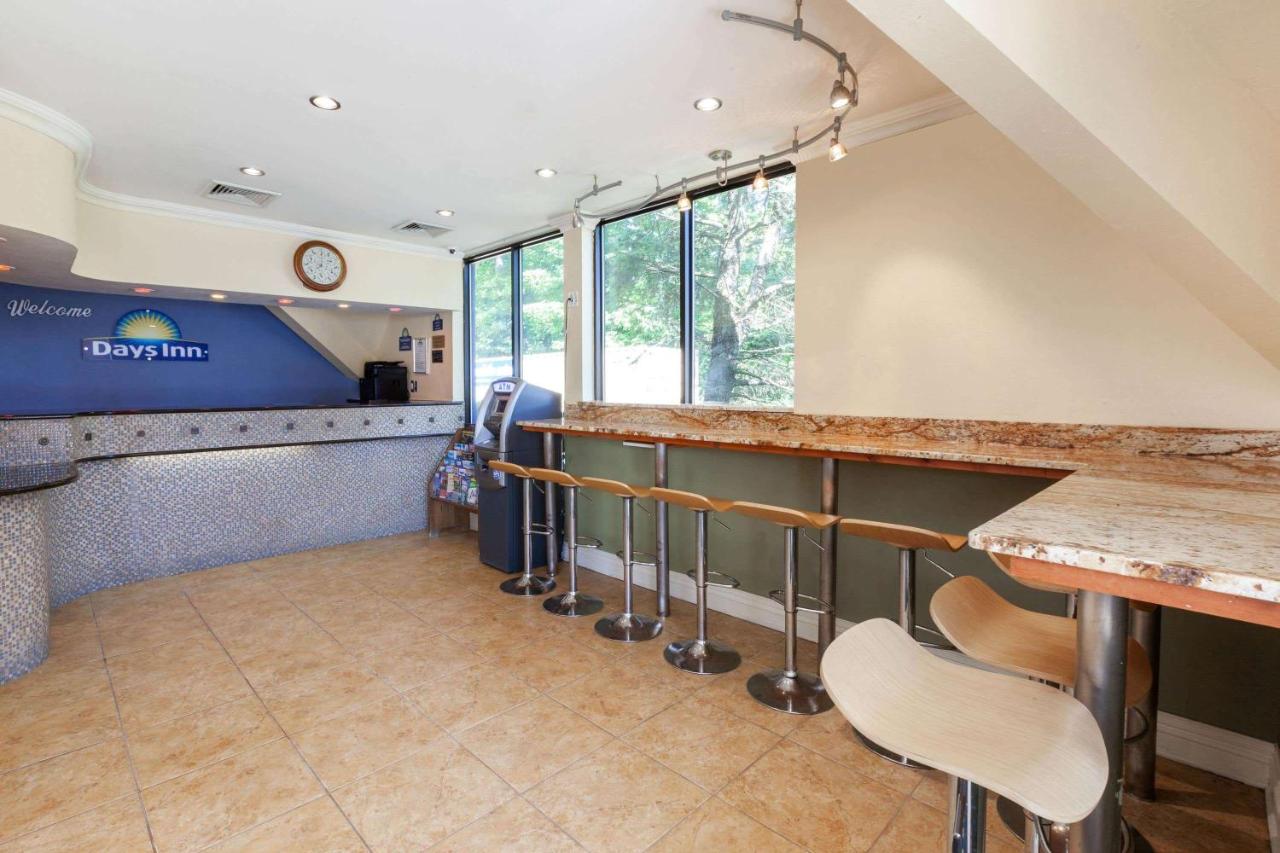 | Days Inn by Wyndham Nanuet / Spring Valley
