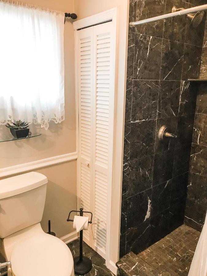 | The Dahlonega Square Hotel & Villas