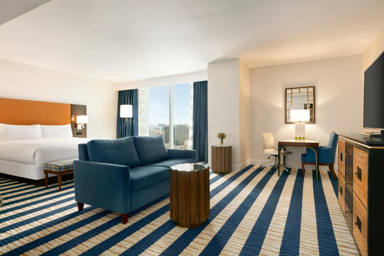 Junior Suite King at Fairmont Austin