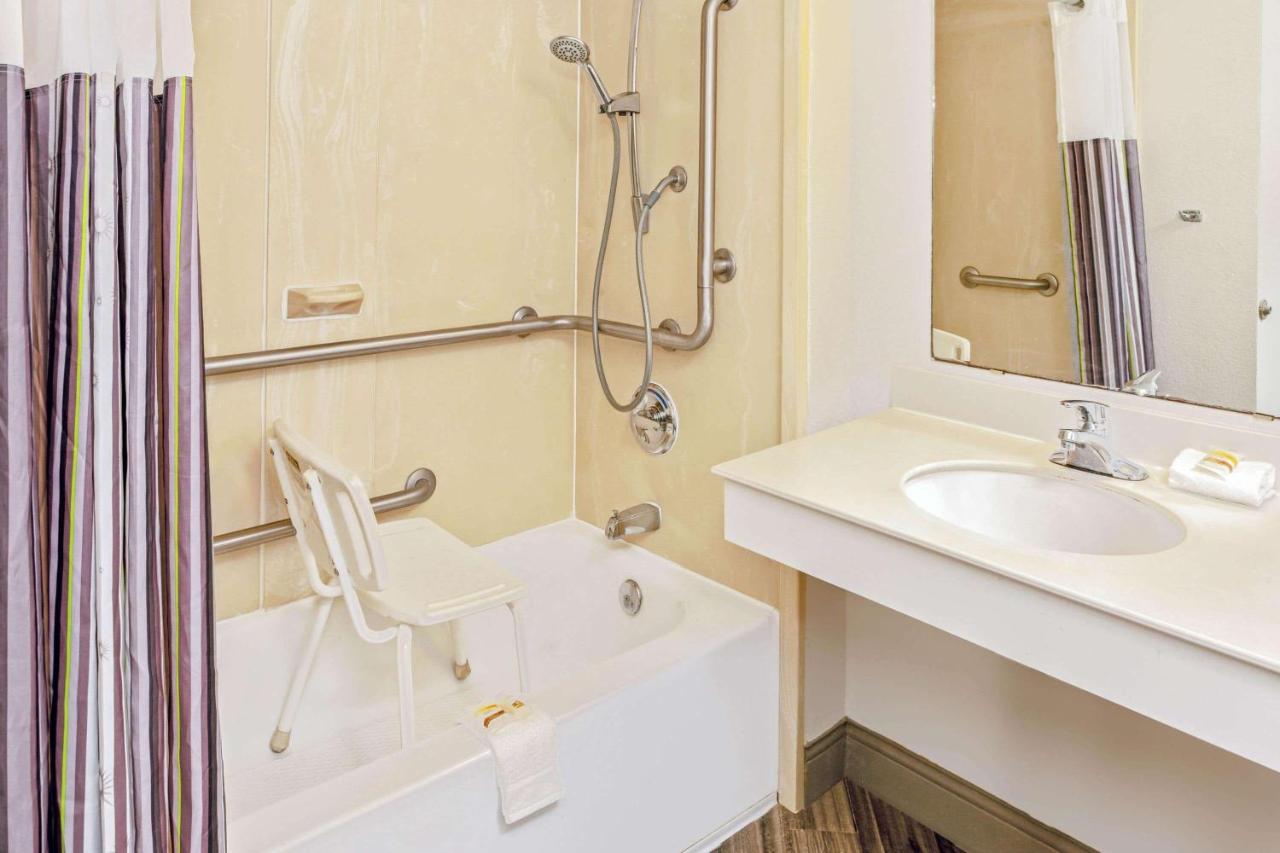 | La Quinta Inn by Wyndham Wichita Falls Event Center North