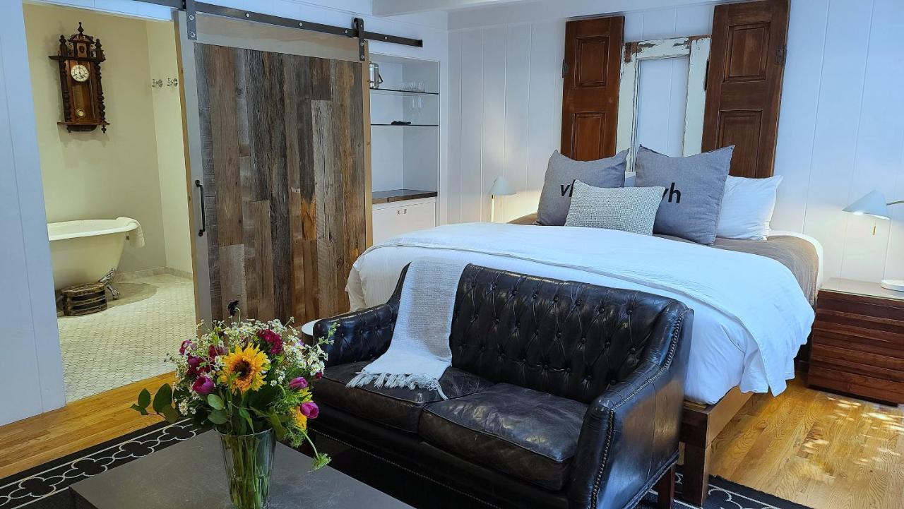  | The Vagabond's House Boutique Inn & Spa Studio