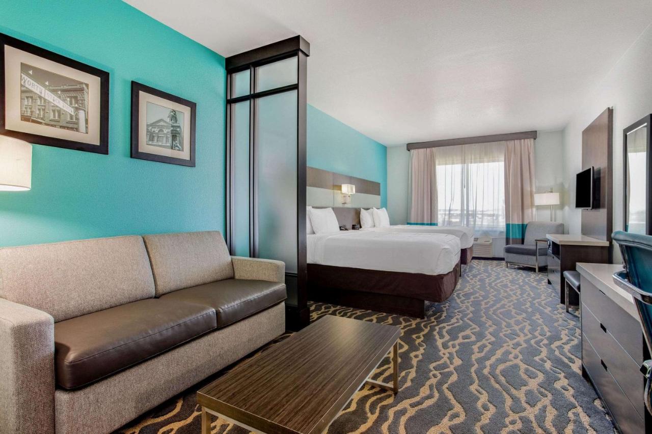 Family Suite with Two Queen Beds - Non-Smoking at La Quinta Inn & Suites by Wyndham Northlake Fort Worth