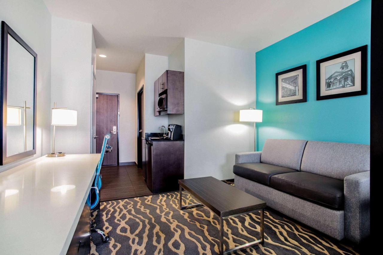 Family Suite with Two Queen Beds - Non-Smoking at La Quinta Inn & Suites by Wyndham Northlake Fort Worth