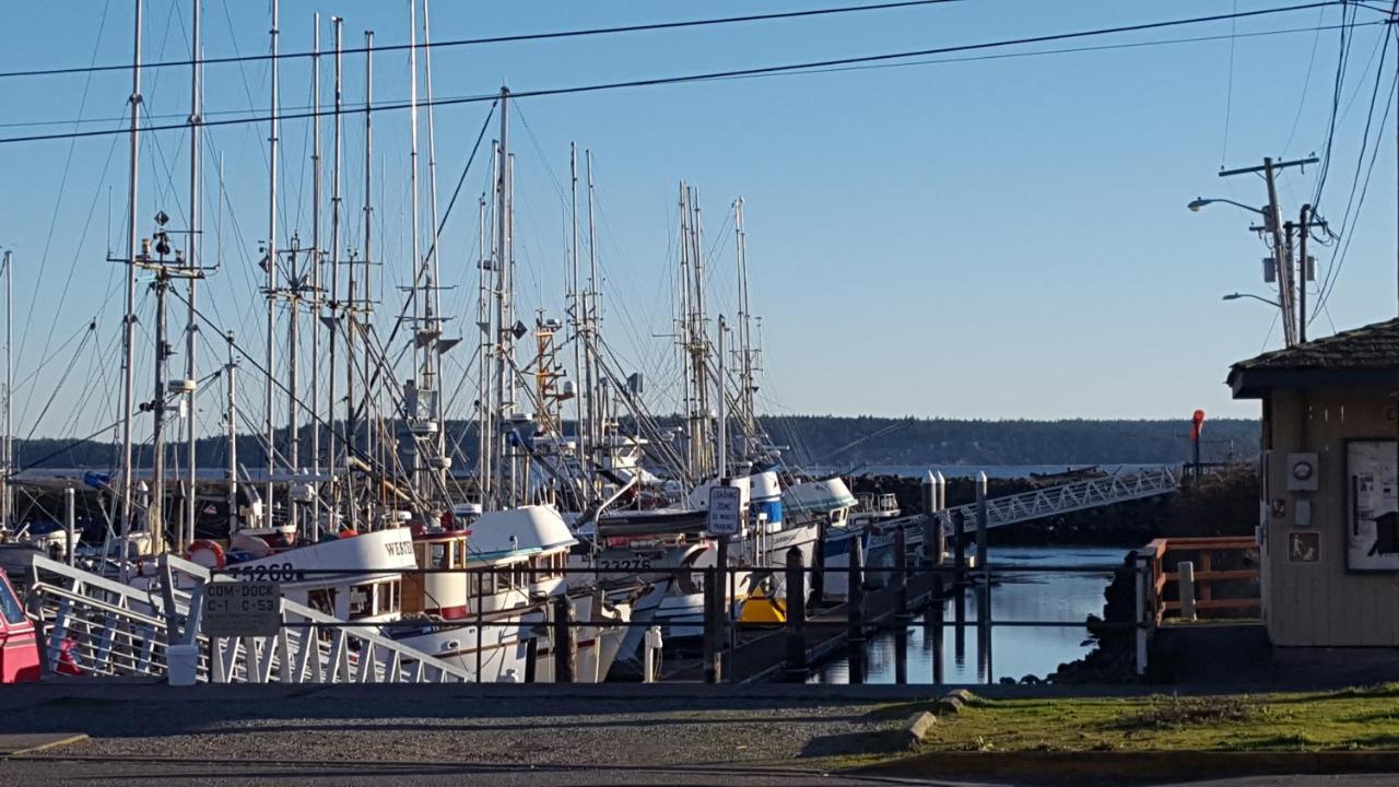 | Harborside Inn