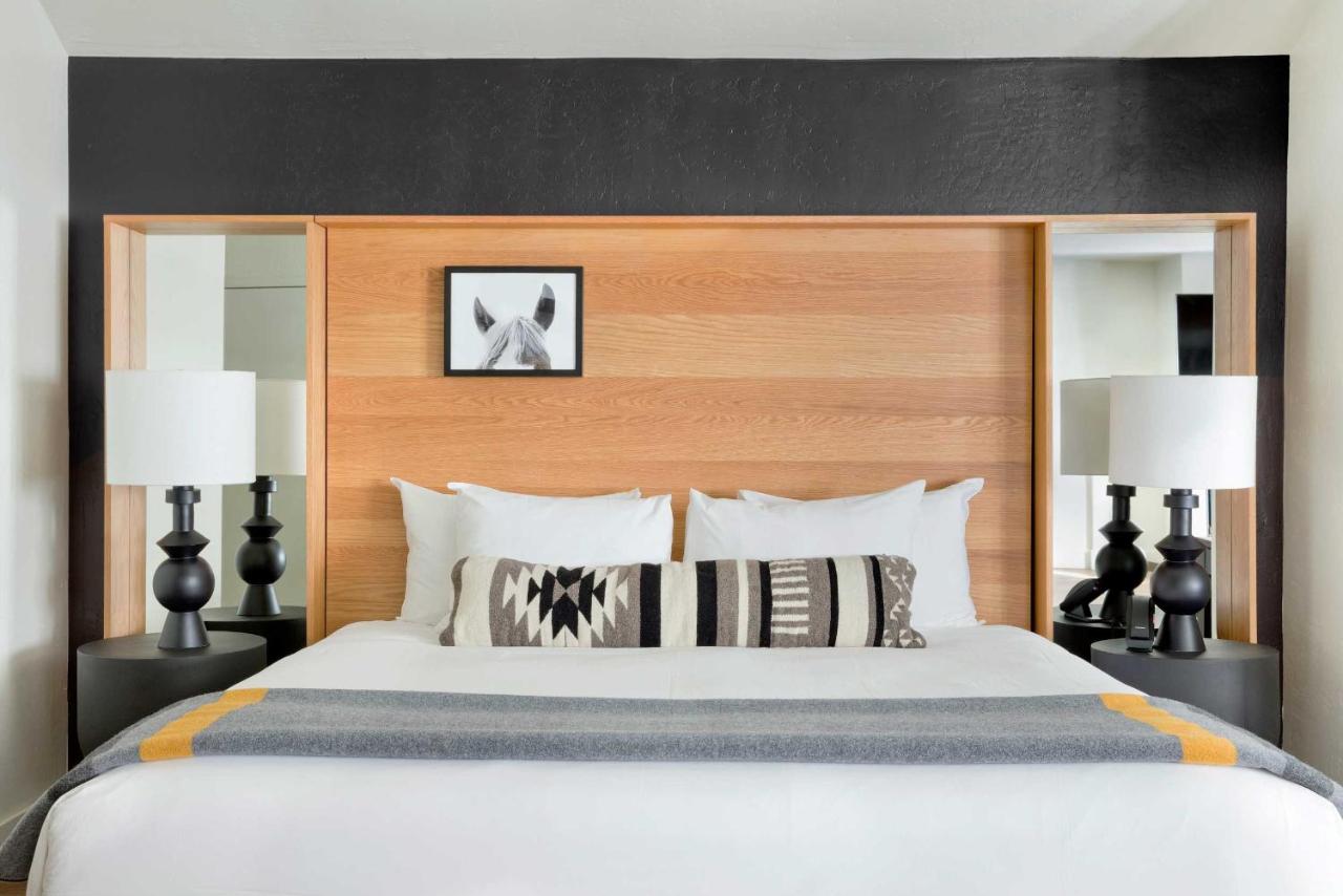 Deluxe King Room at Gravity Haus Jackson Hole