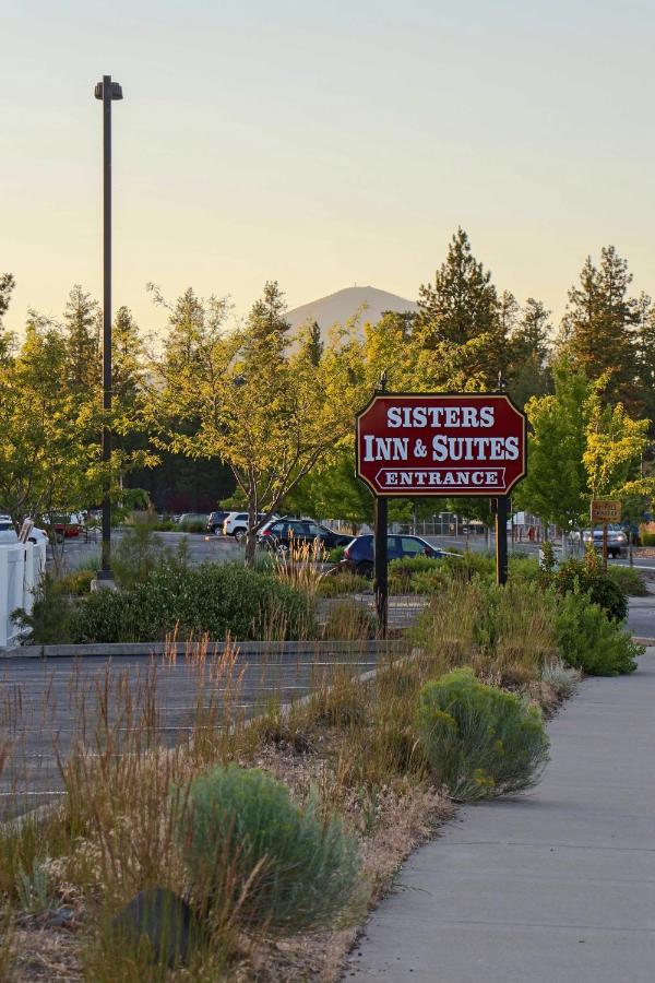  | Sisters Inn & Suites