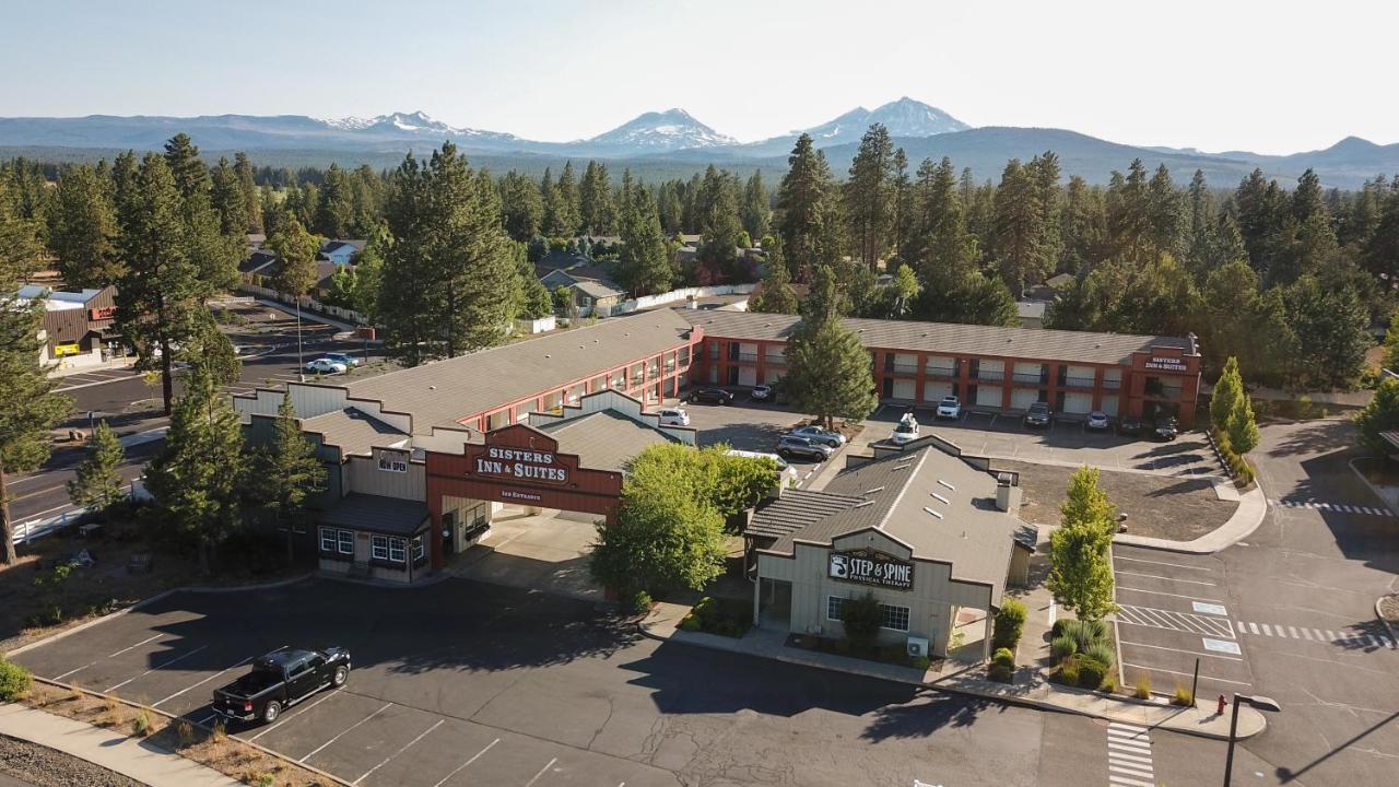 | Sisters Inn & Suites