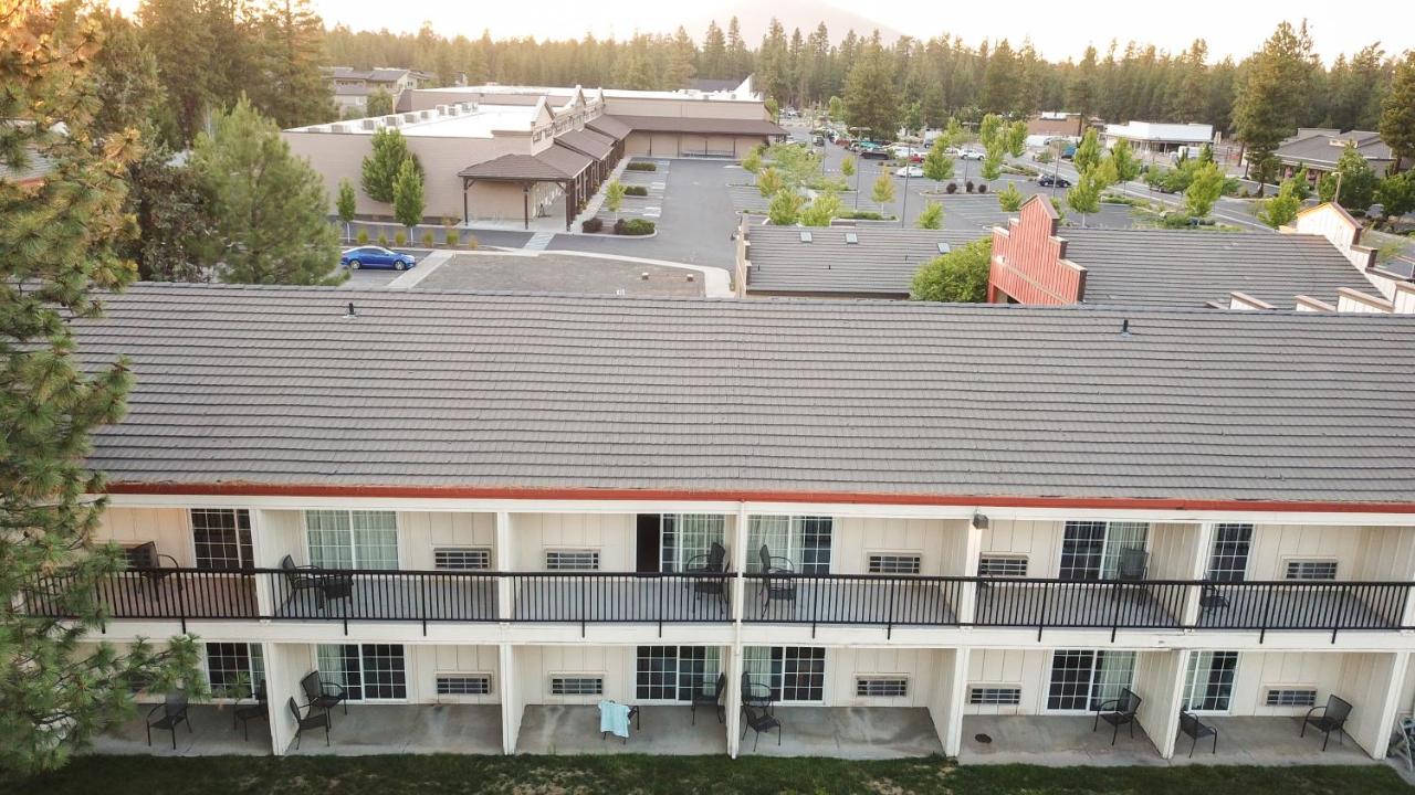  | Sisters Inn & Suites