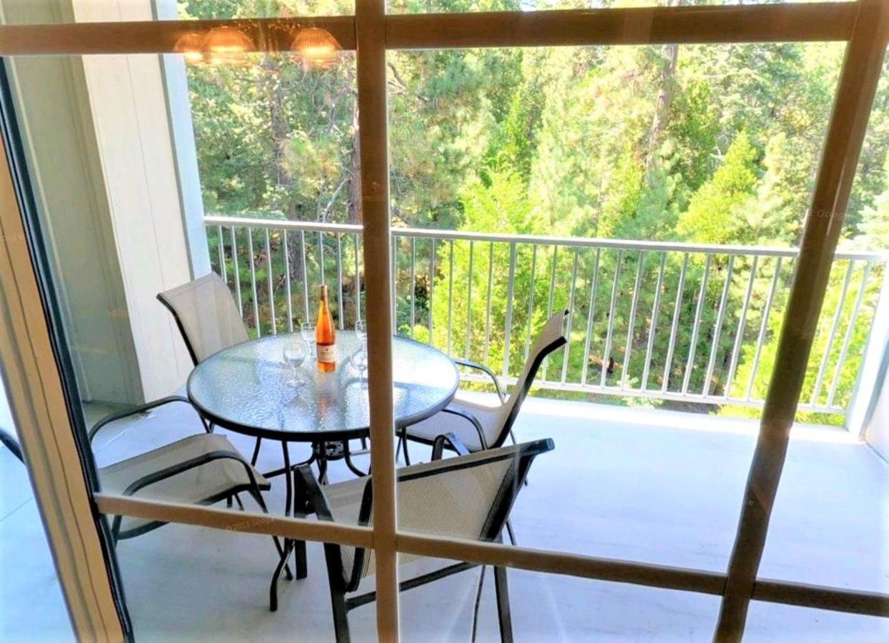 Two-Bedroom Suite at North Bay at Lake Arrowhead