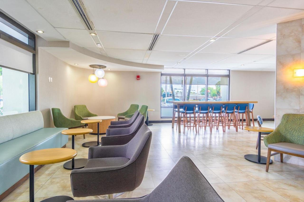 | Holiday Inn Miami International Airport, an IHG Hotel