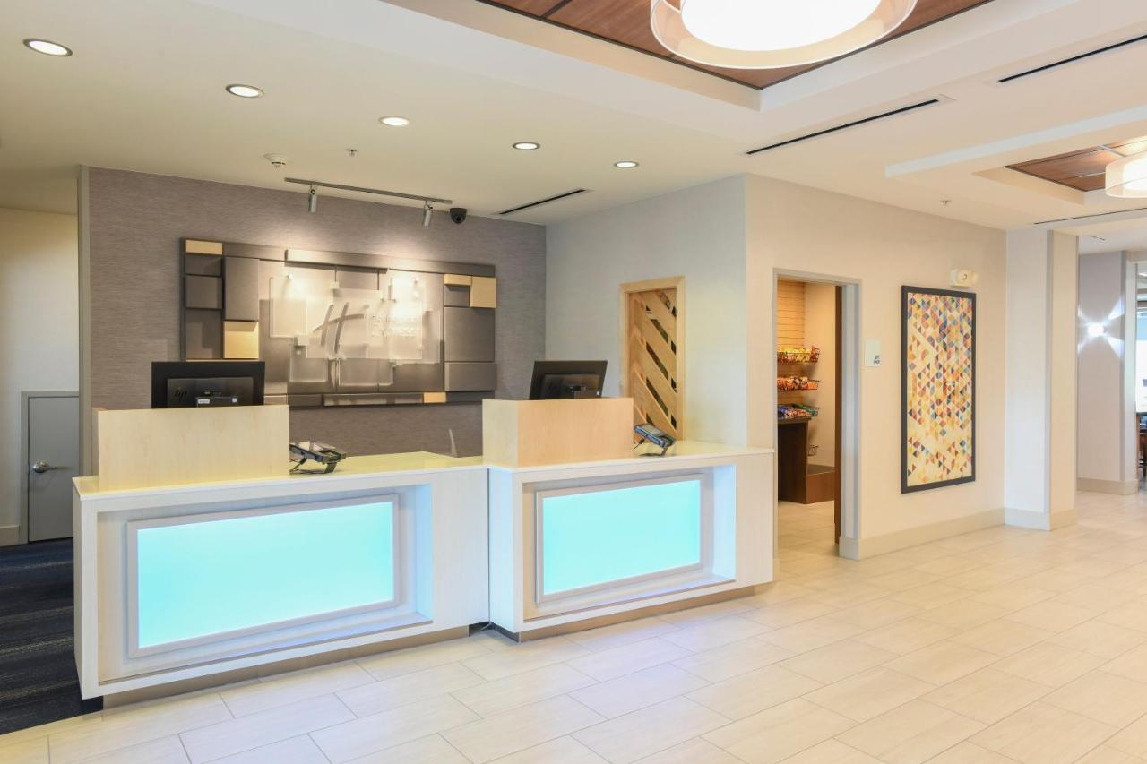 | Holiday Inn Express Hotel & Suites Richwood - Cincinnati South, an IHG Hotel