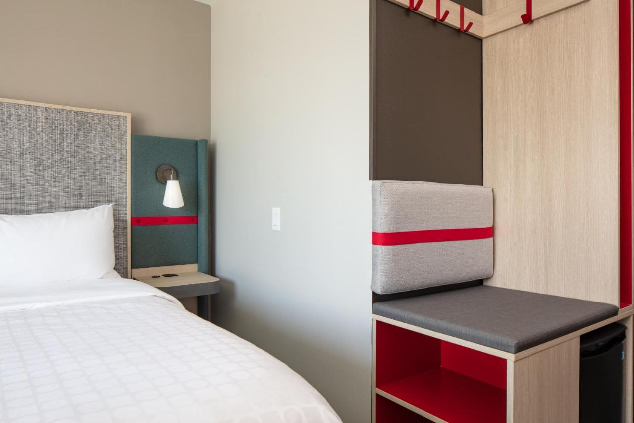 | avid hotels - Madison - Monona, an IHG Hotel