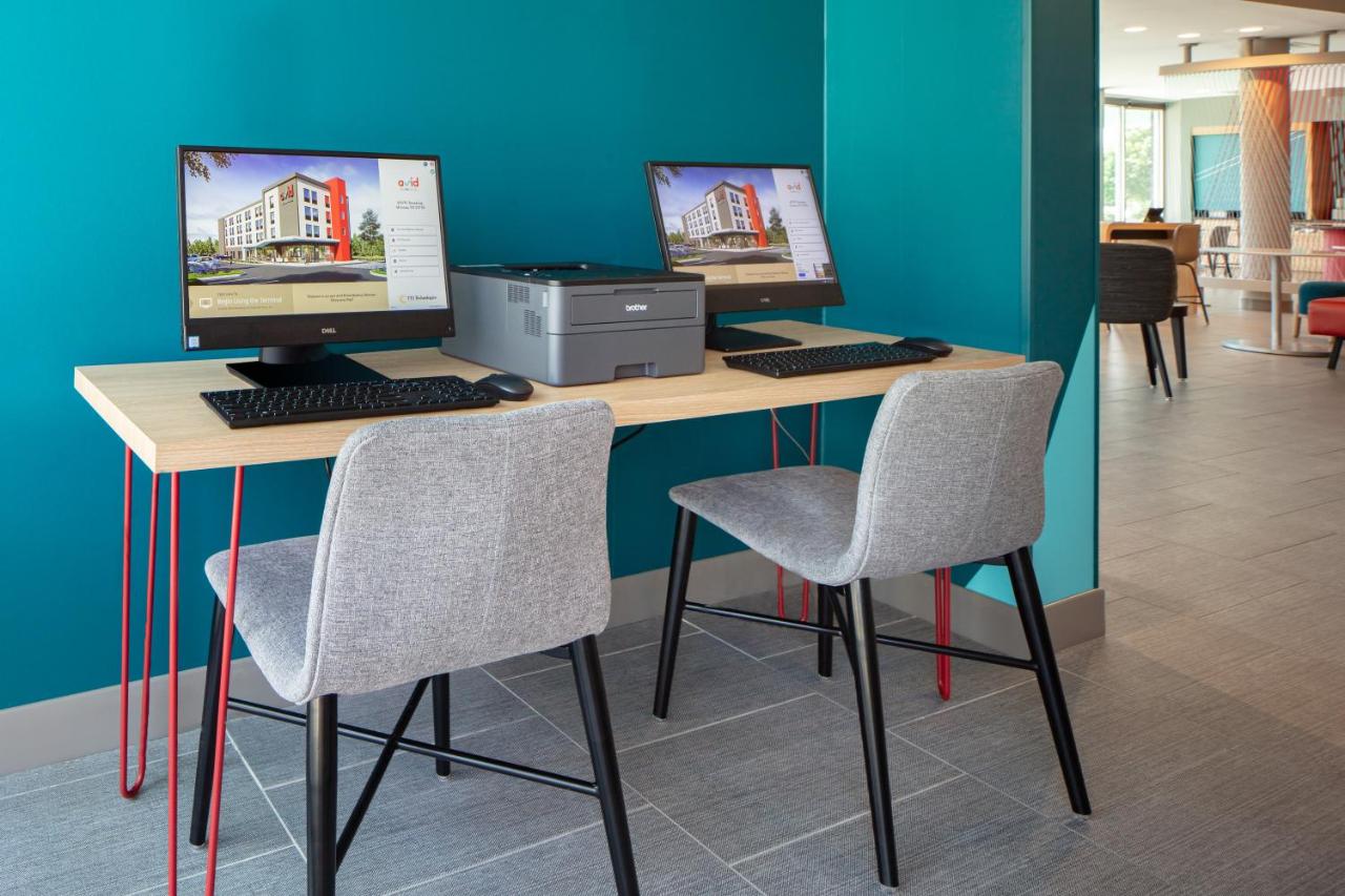  | avid hotels - Madison - Monona, an IHG Hotel