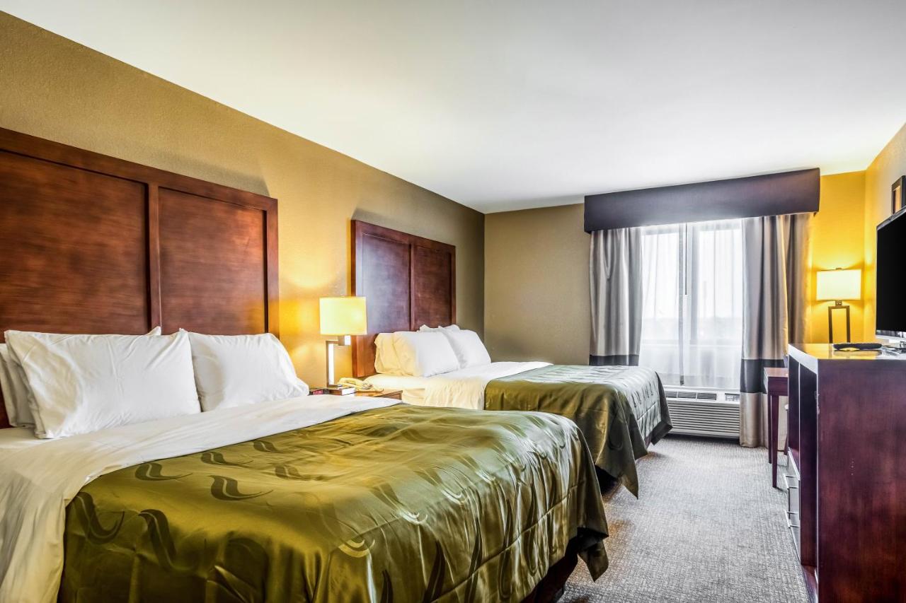 Queen Room with Two Queen Beds at Quality Inn & Suites Salem near I-57