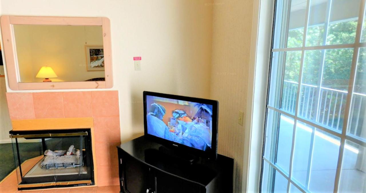 Deluxe Apartment at North Bay at Lake Arrowhead