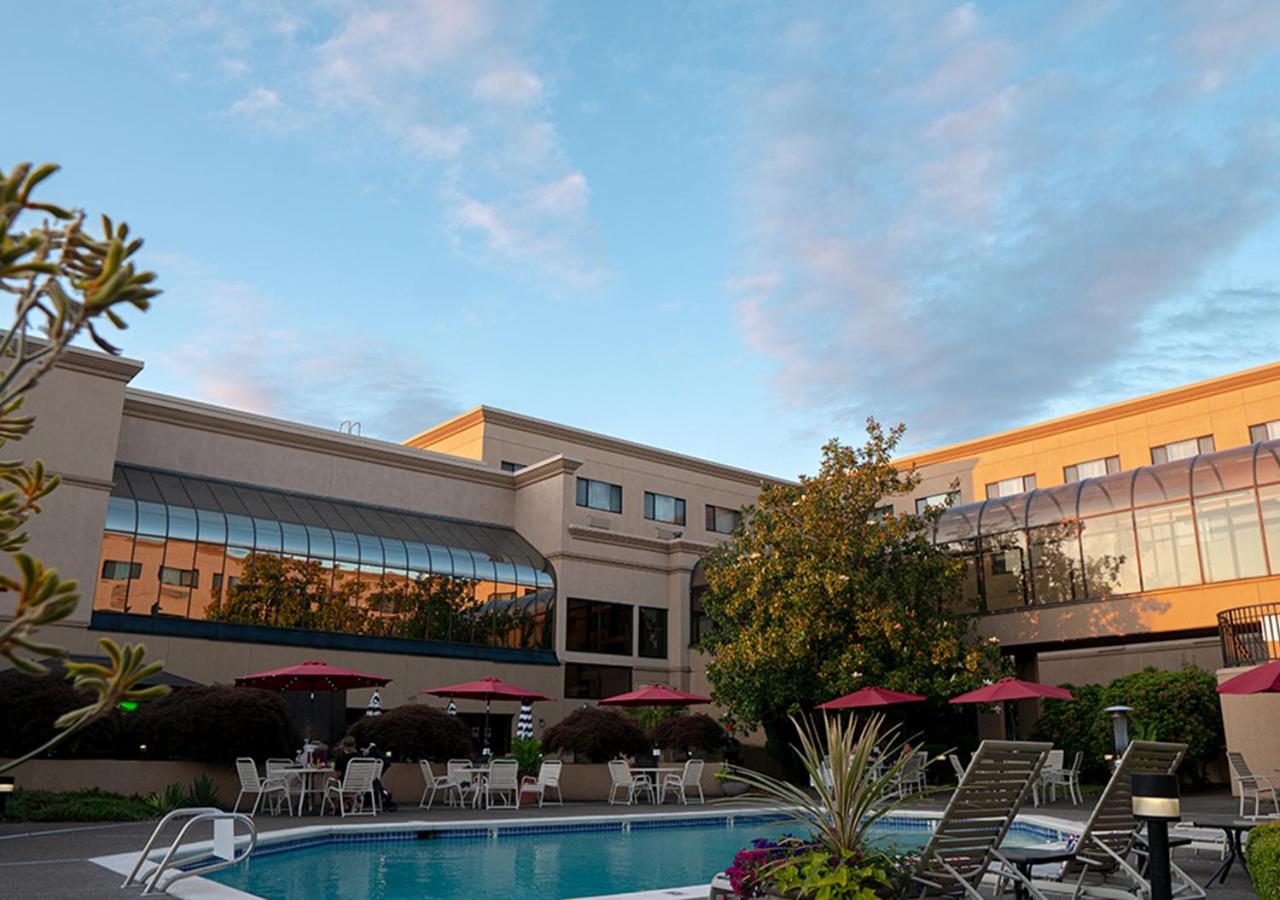 | Monarch Hotel & Conference Center