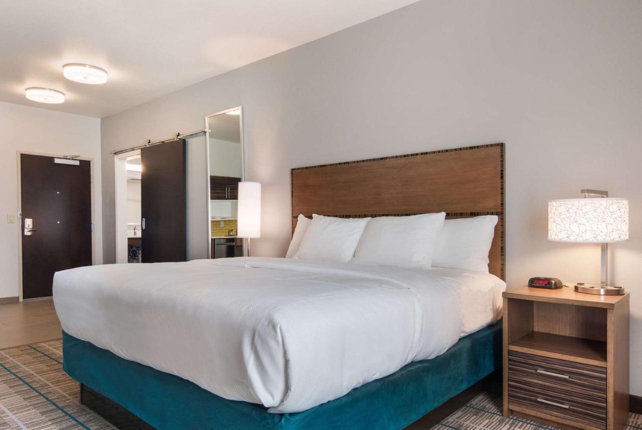 King Suite - Accessible/Non-Smoking at MainStay Suites East Camden