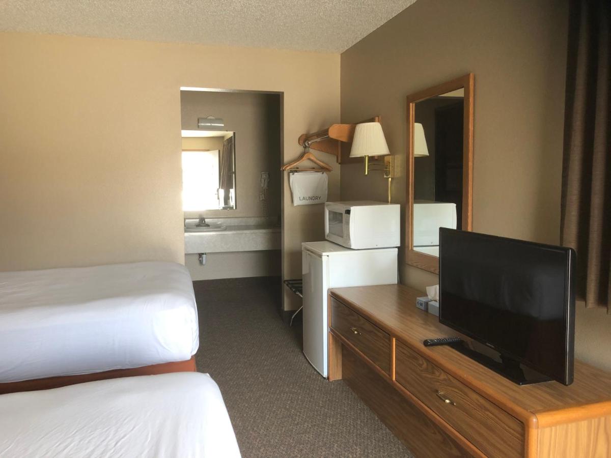 | Americas Best Value Inn Onawa
