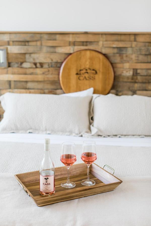 | Geneseo Inn
