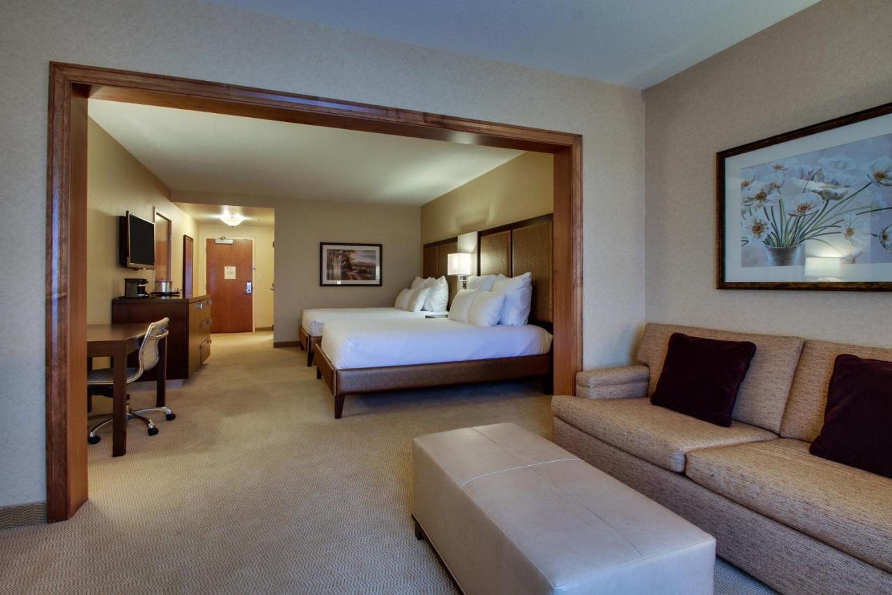  | The Inn at Charles Town / Hollywood Casino