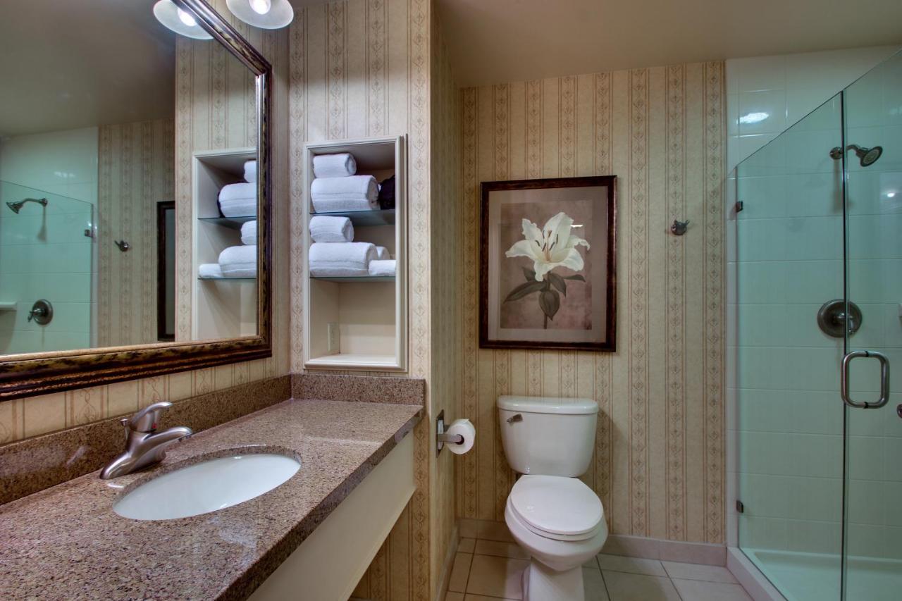  | The Inn at Charles Town / Hollywood Casino
