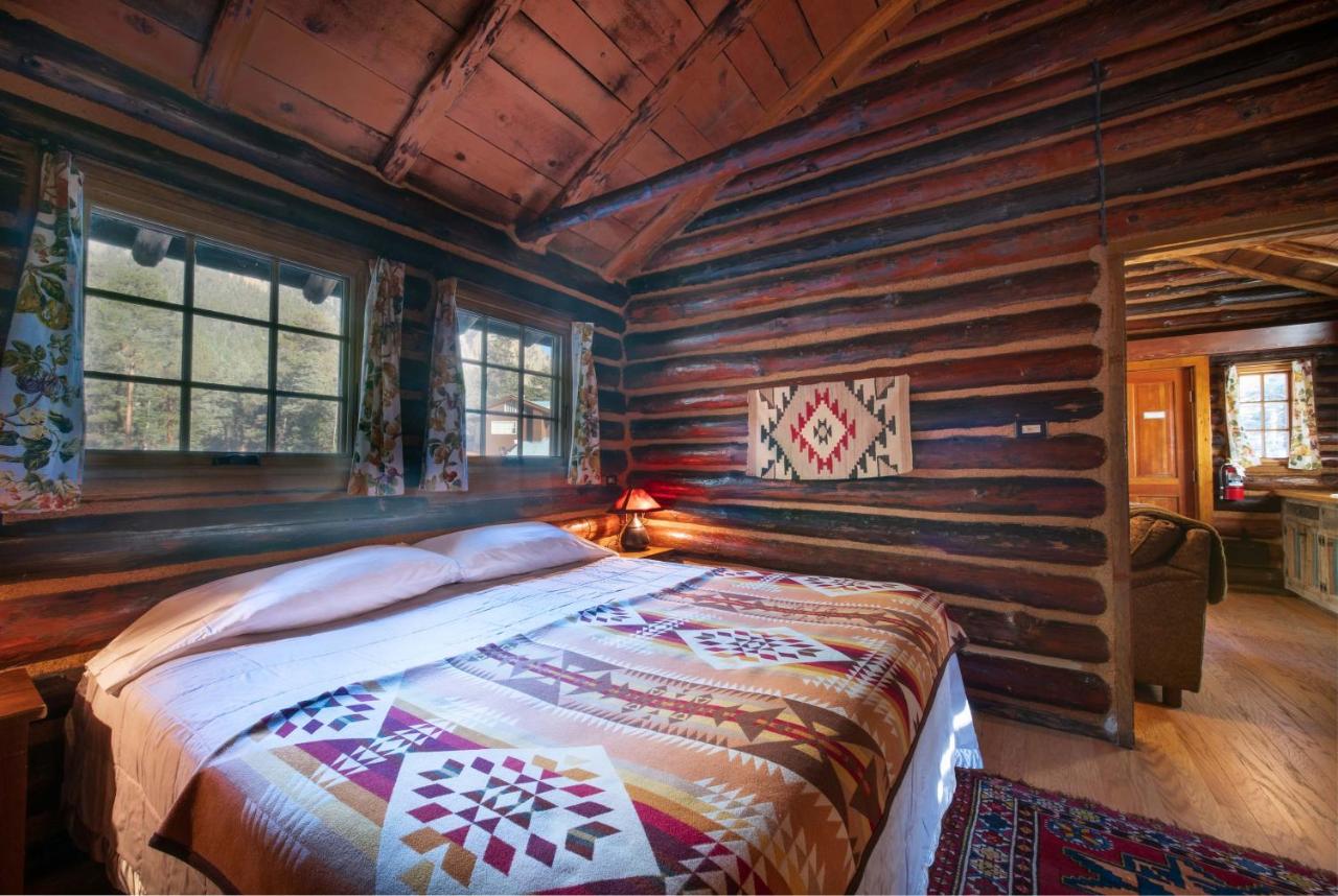 | Corkins Lodge