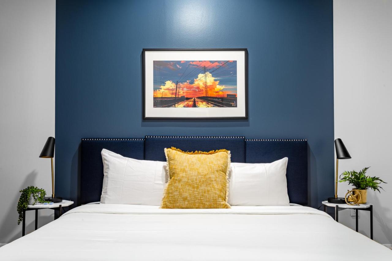 One-Bedroom Apartment at Mint House Dallas - Downtown