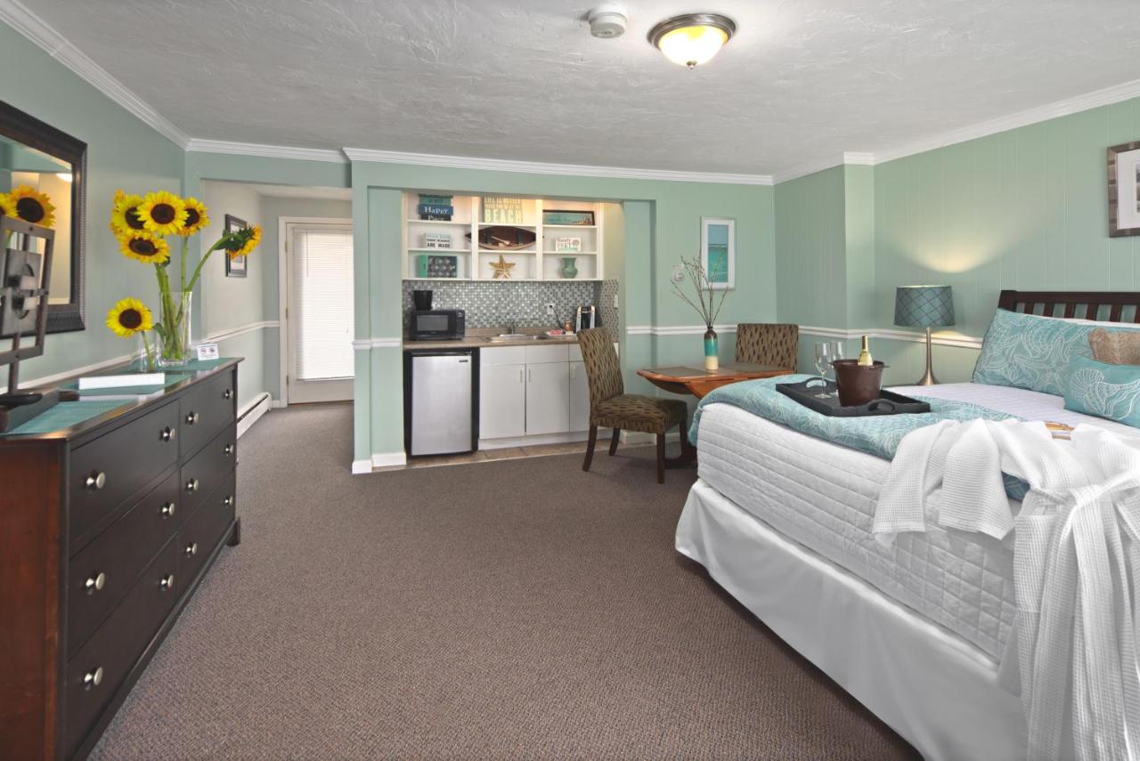| Nantasket Beach Hotel