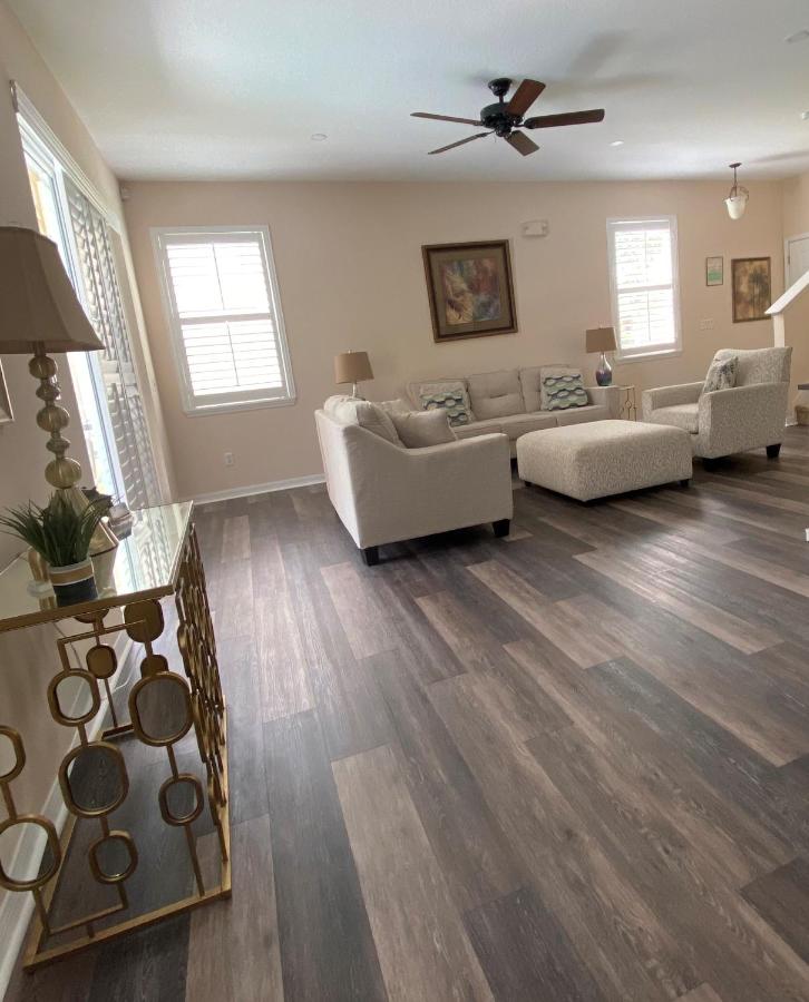 | Florida Ridge Villa