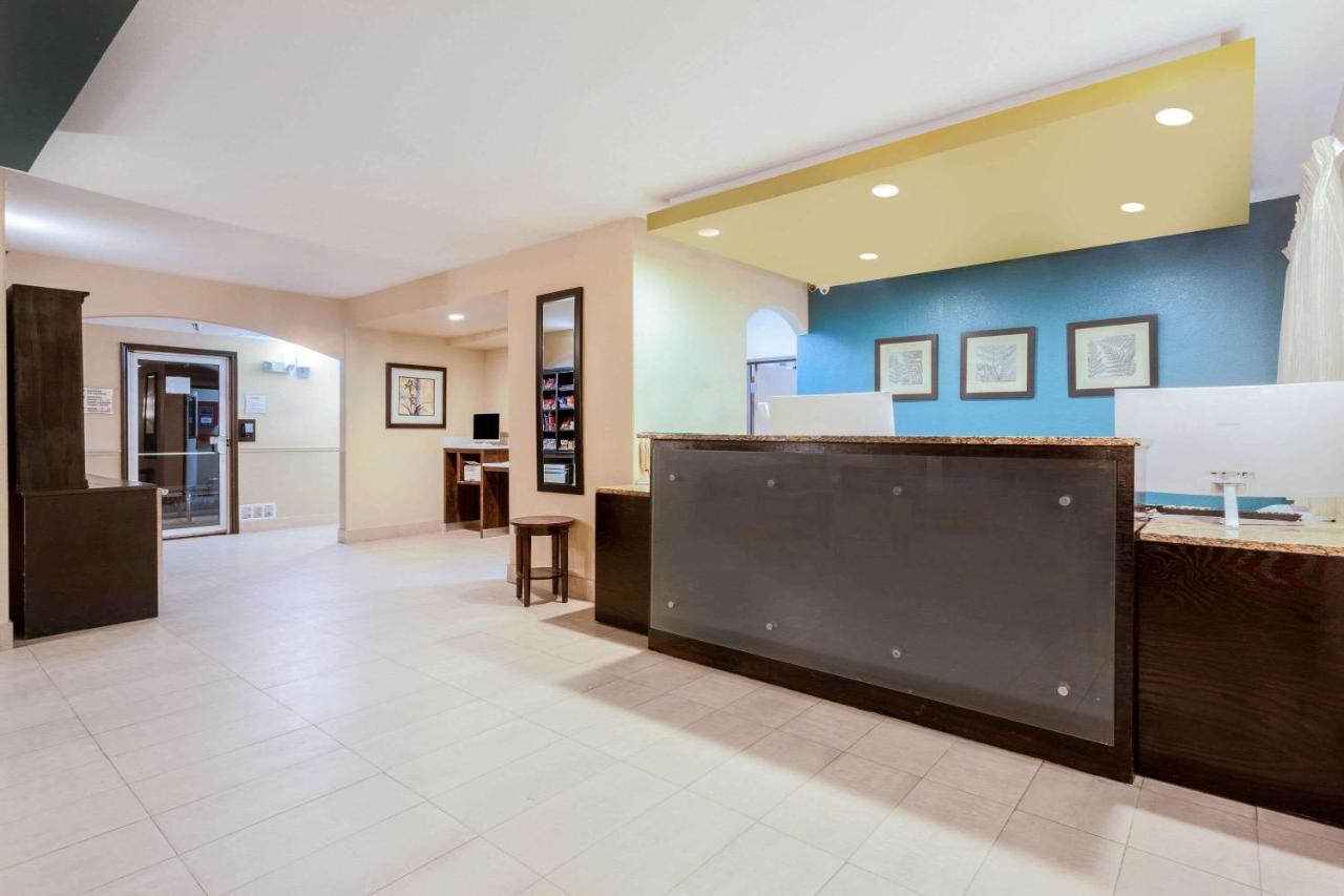  | La Quinta by Wyndham Henderson-Northeast Denver