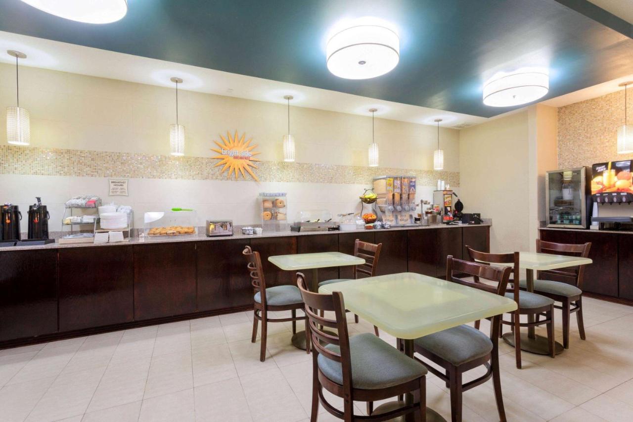  | La Quinta by Wyndham Henderson-Northeast Denver