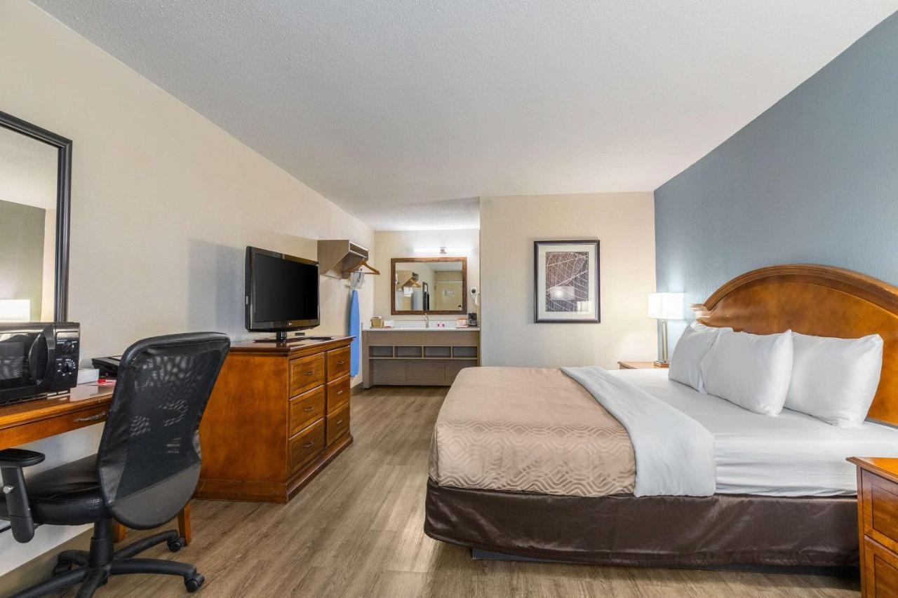 | Econo Lodge Middlesboro