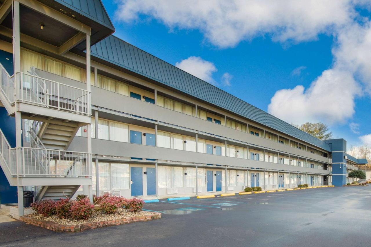| Econo Lodge Middlesboro