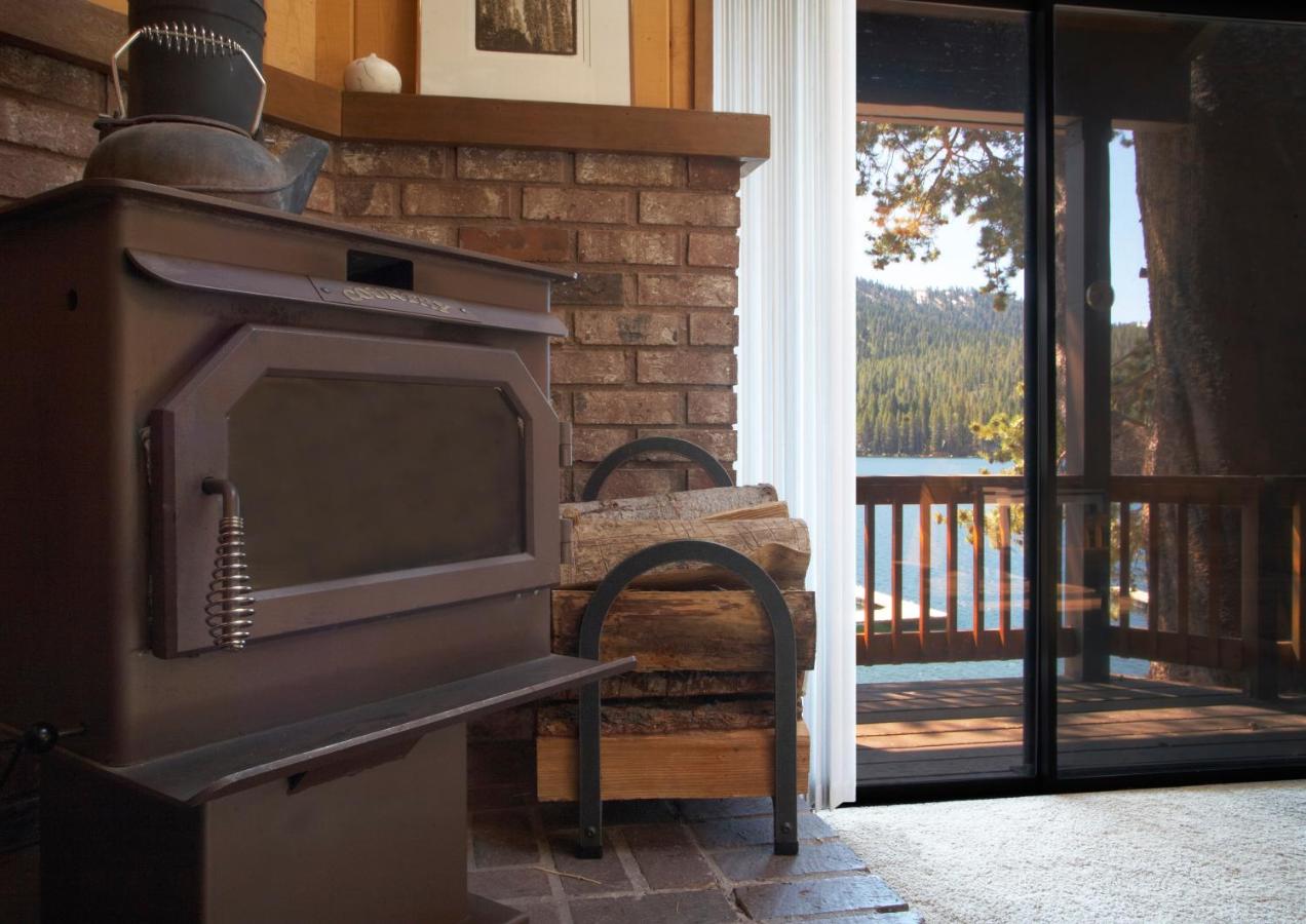 | Donner Lake Village