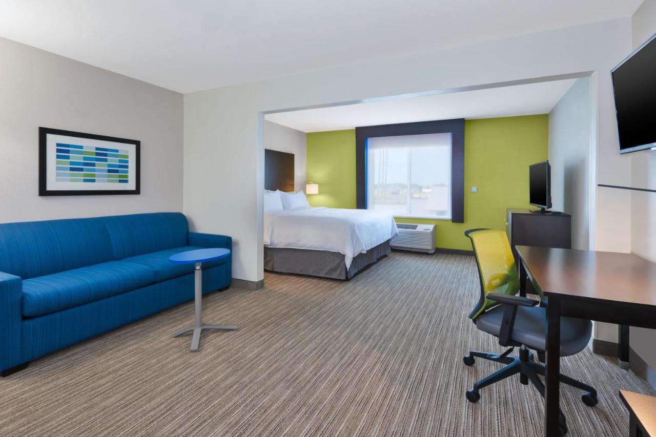  | Holiday Inn Express & Suites - Effingham, an IHG Hotel