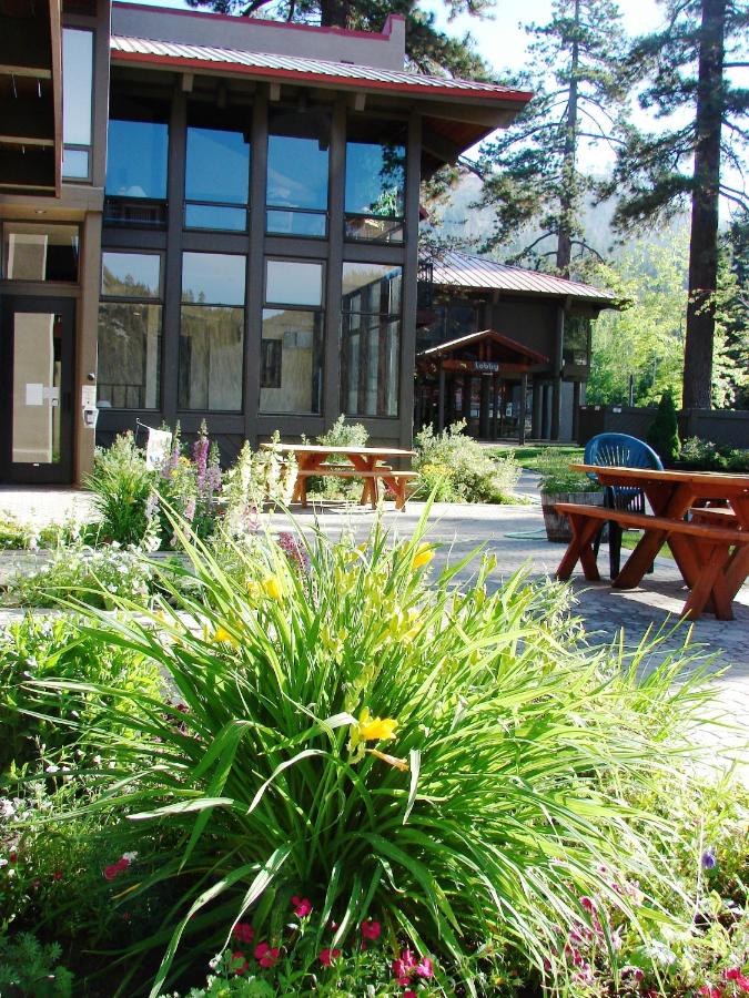 | Donner Lake Village