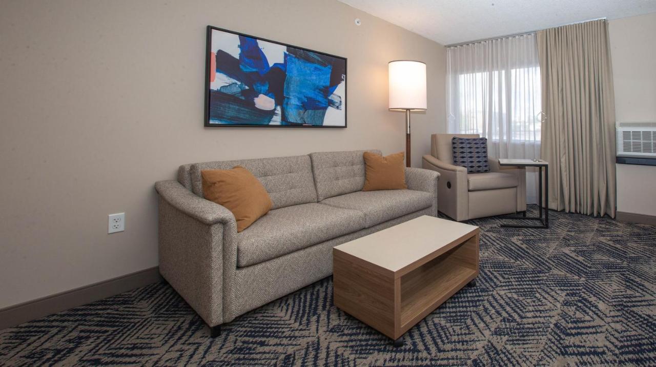 One-Bedroom King Suite - Non-Smoking at Candlewood Suites Cleveland South - Independence by IHG
