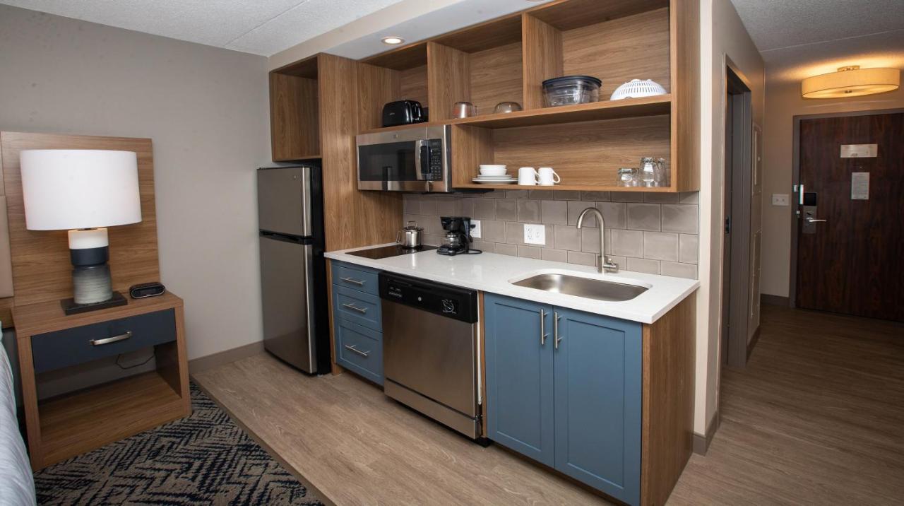 One-Bedroom King Suite - Non-Smoking at Candlewood Suites Cleveland South - Independence by IHG